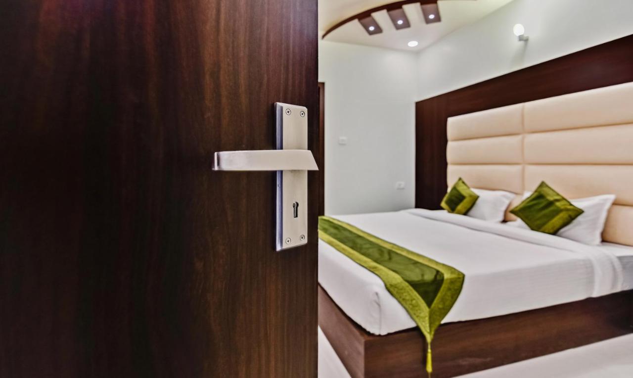 Hotel Treebo Resto- Near Lucknow Railway Station Extérieur photo