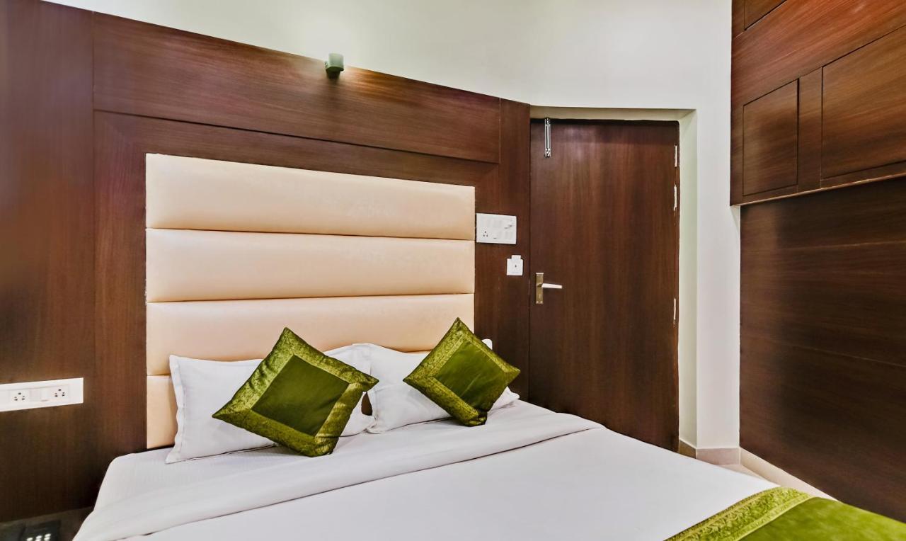 Hotel Treebo Resto- Near Lucknow Railway Station Extérieur photo