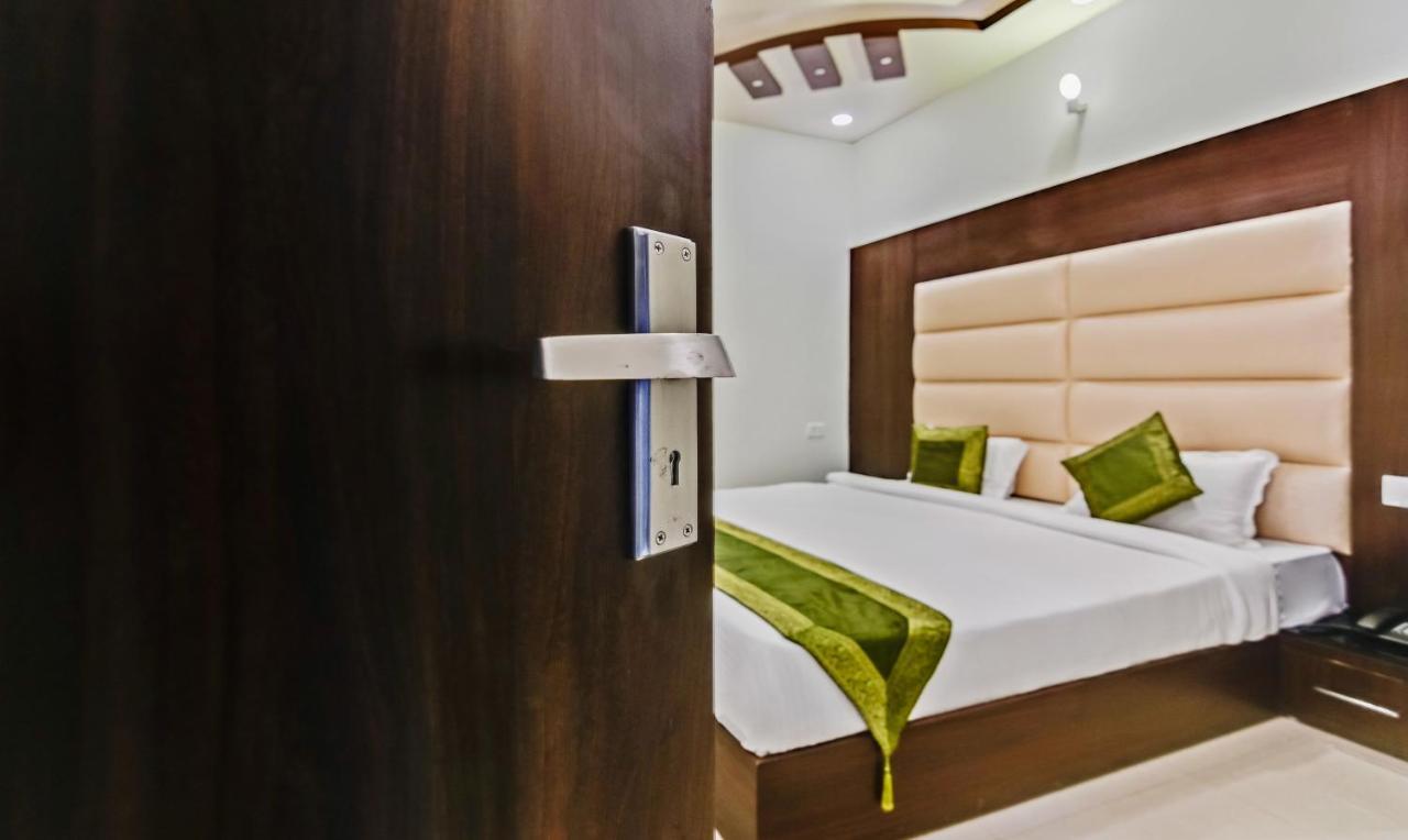 Hotel Treebo Resto- Near Lucknow Railway Station Extérieur photo